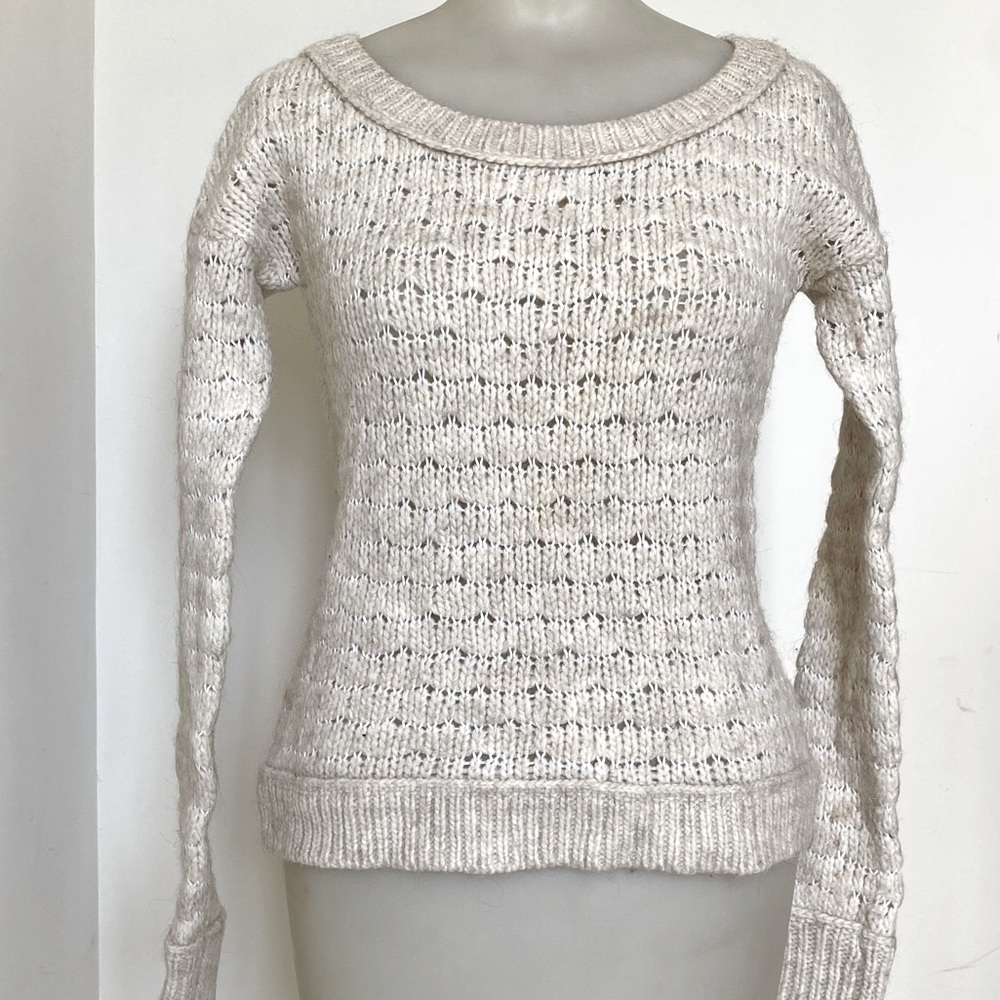 American Eagle Cream Long Sleeve Wide Neck Open Knit Sweater Size Small Neutral